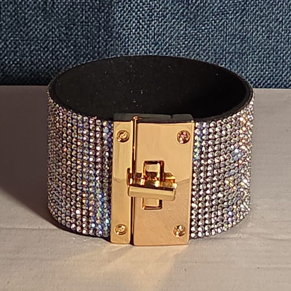 Rhinestone Wide Cuff Bracelet AB Crystal Gold Tone Y2K Glam Style NWOT - Picture 6 of 16